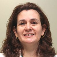 Dra. Claudia Carvajal